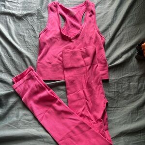 No Boundaries Pink Sports Bra and Leggings Set